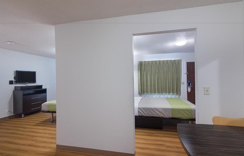 Studio Inn Extended Stay Oklahoma City Airport By Oyo Kültér fotó