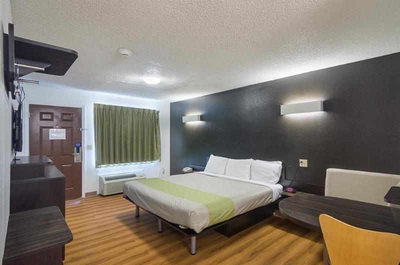 Studio Inn Extended Stay Oklahoma City Airport By Oyo Kültér fotó