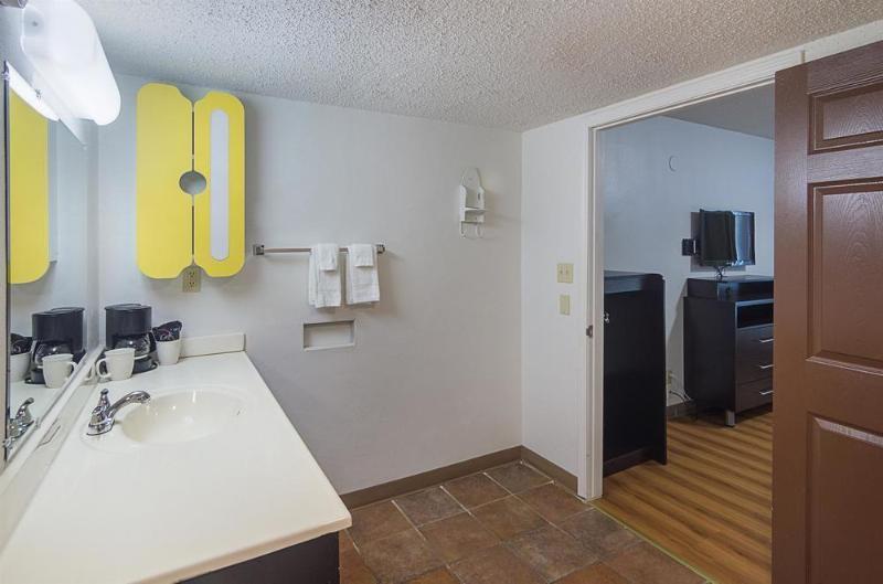 Studio Inn Extended Stay Oklahoma City Airport By Oyo Kültér fotó